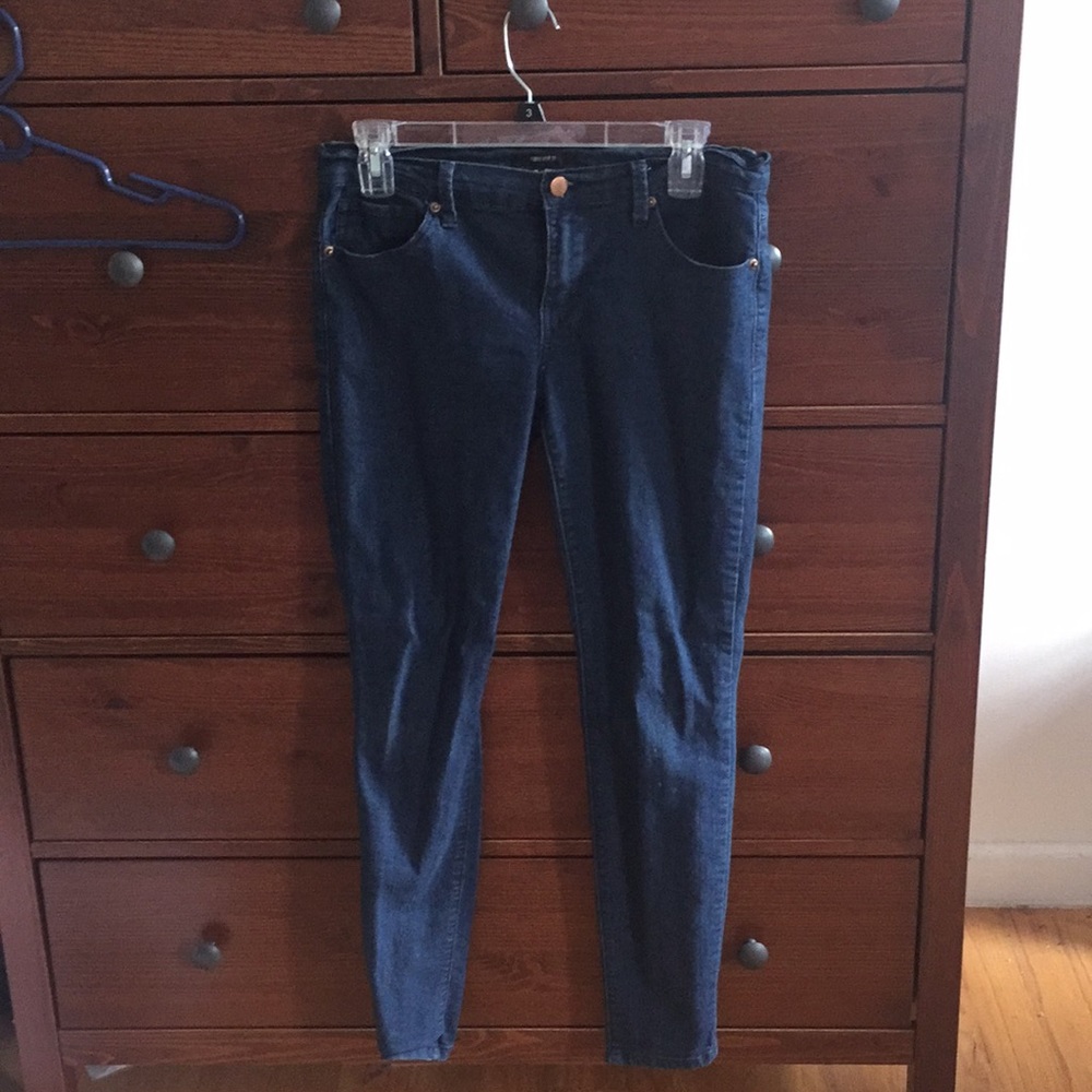 Stretchy blue jeans